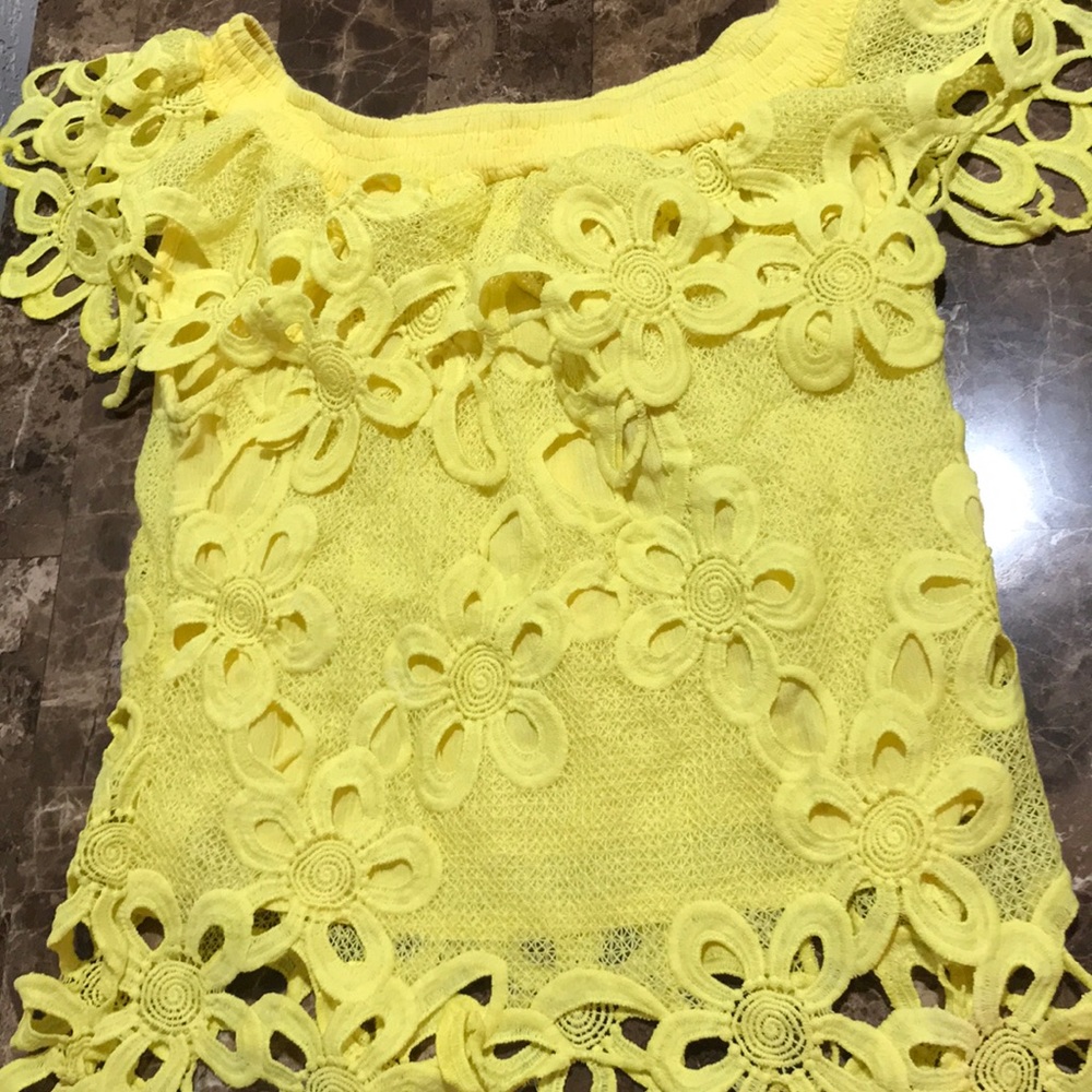 YELLOW BLOUSE🤩